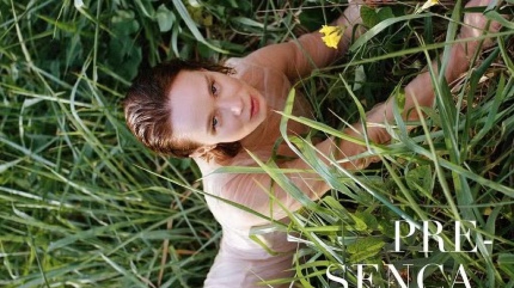 Mariana posa para revista e defende regeneração 