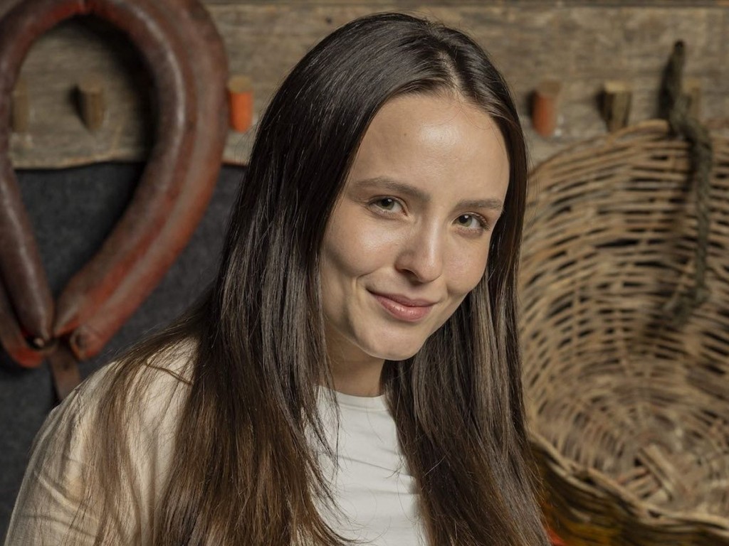 Larissa Manoela defende Aline no BBB26, é criticada e reage nas redes